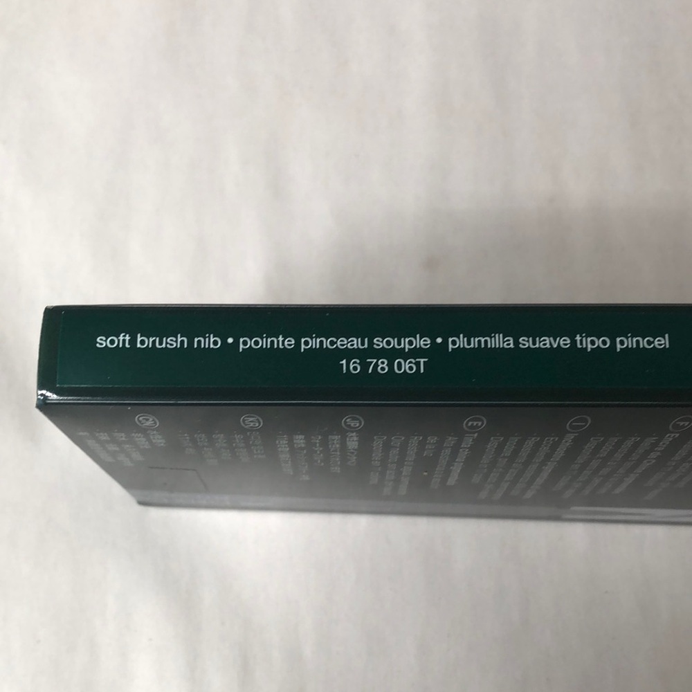 Faber-Castell, 6 Pitt Artist Pens - Black & Grays - Picture 10 of 12